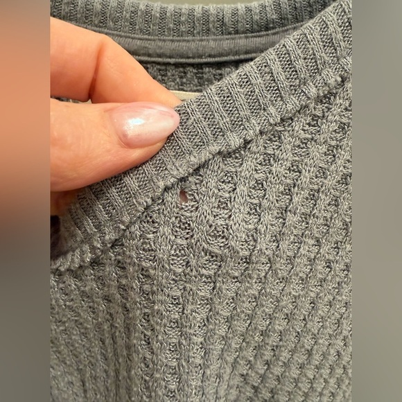 We the Free Santa Clara Thermal - FLAW - Picture 4 of 5